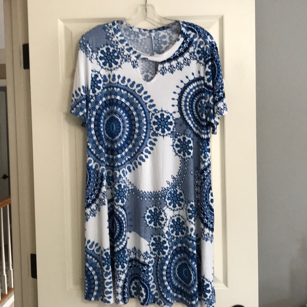 Women’s short sleeve tunic/dress